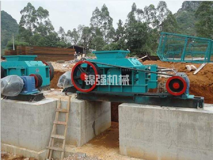 雙齒輥破碎機(jī)(圖5) 雙齒輥破碎機(jī)(圖5)